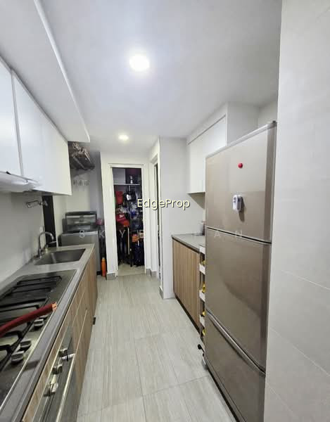 RIVERCOVE RESIDENCES EC photo 4