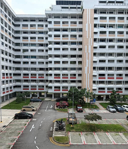 556 JURONG WEST STREET 42 photo 6