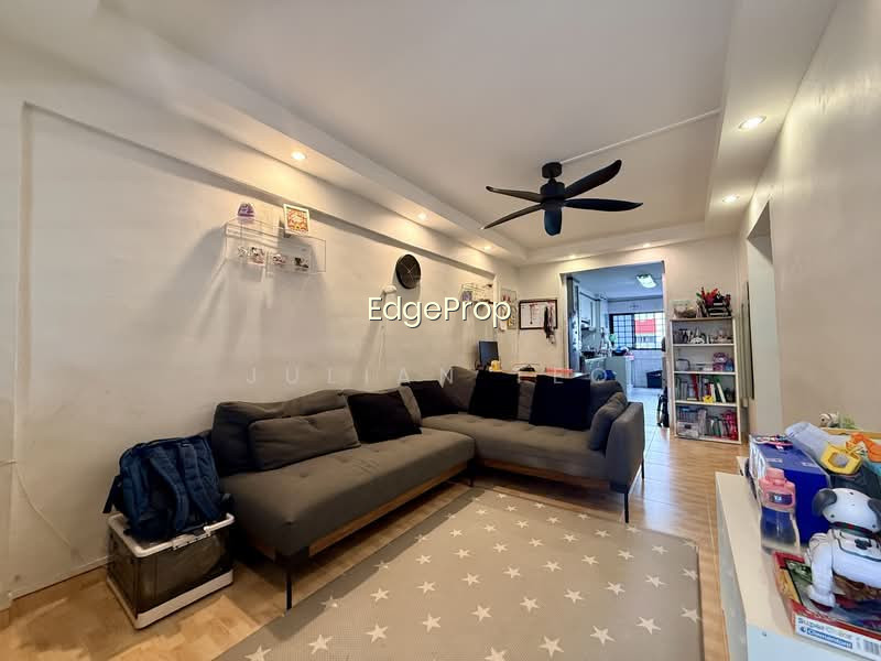 742 YISHUN AVENUE 5 image 1 of 10