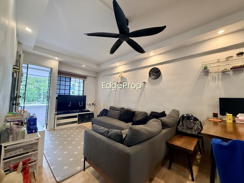 742 YISHUN AVENUE 5 photo 4