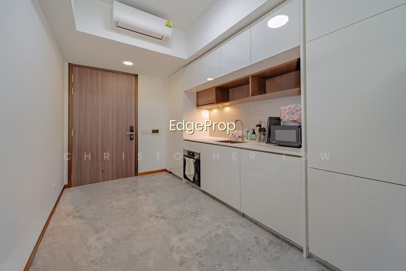 FOURTH AVENUE RESIDENCES photo 2