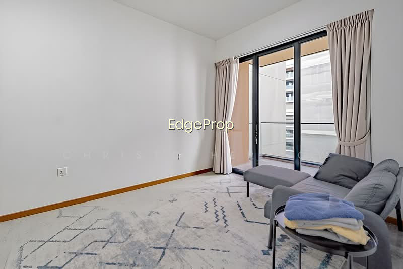 FOURTH AVENUE RESIDENCES photo 3