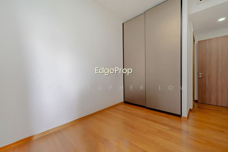 FOURTH AVENUE RESIDENCES photo 6