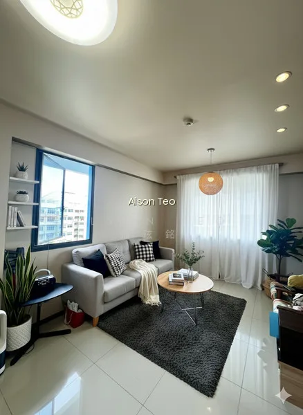 310A Punggol Walk image 1 of 8