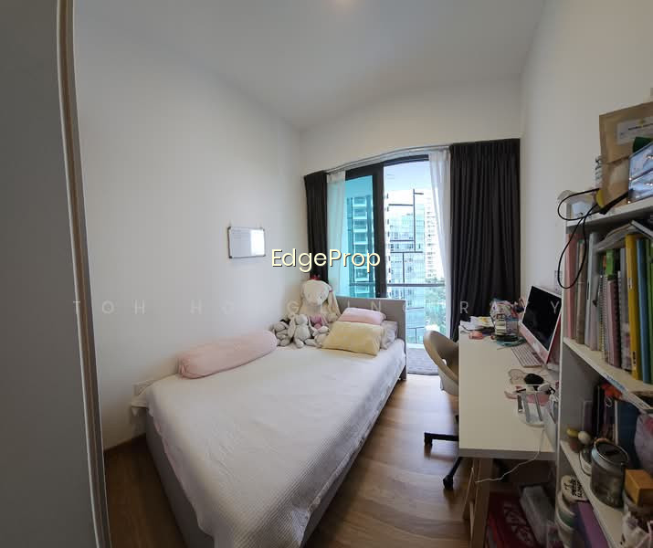 FREEHOLD @ LEASEHOLD PRICE I RARE 4DK UNIT I NS FACING I MINS TO MRT I FEW MINS TO NTUC photo 6