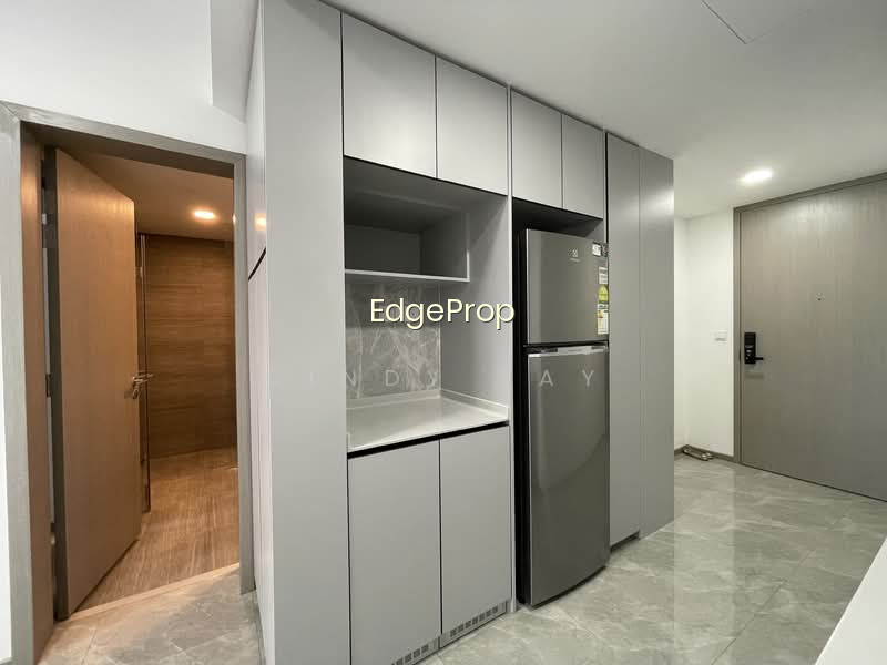 THE GARDEN RESIDENCES photo 2