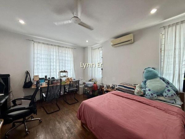 BUNGALOW NEAR SENGKANG MRT photo 4