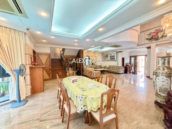 CHEAP! ELEVATED BUNGALOW, 3STY + BASEMENT, 8 BEDROOMS, POOL, N-S, MRT, RARE photo 3