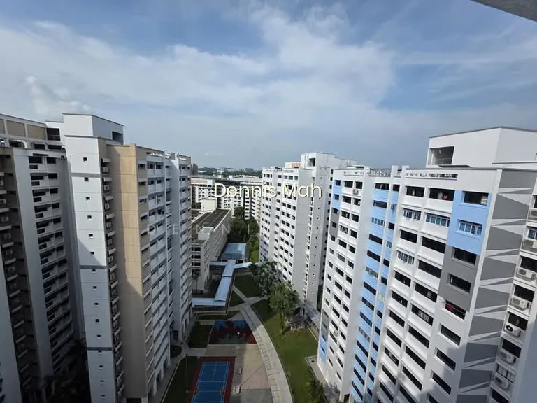 639 Jurong West Street 61 image 1 of 7