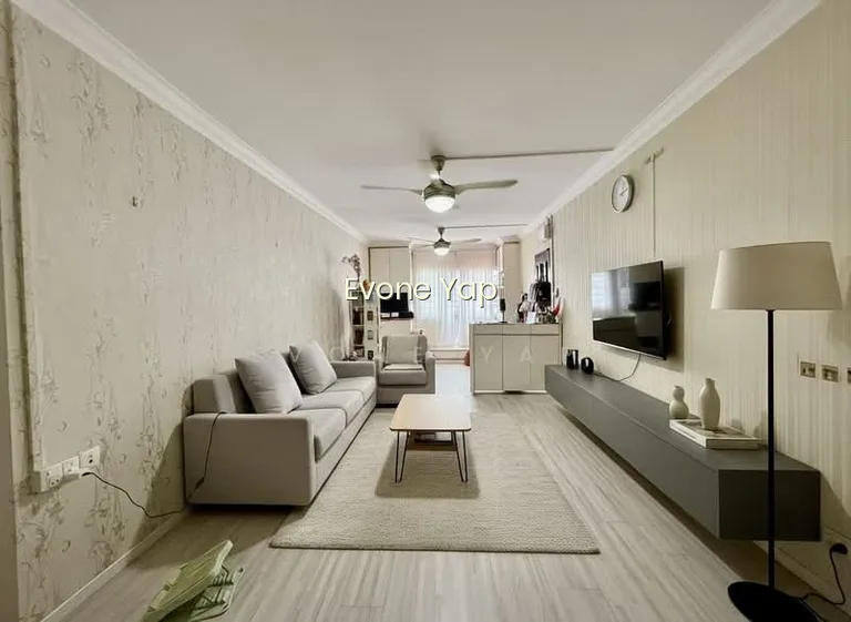 124 Bukit Batok Central image 1 of 10