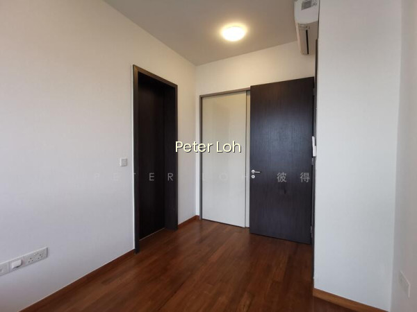 368 THOMSON photo 4
