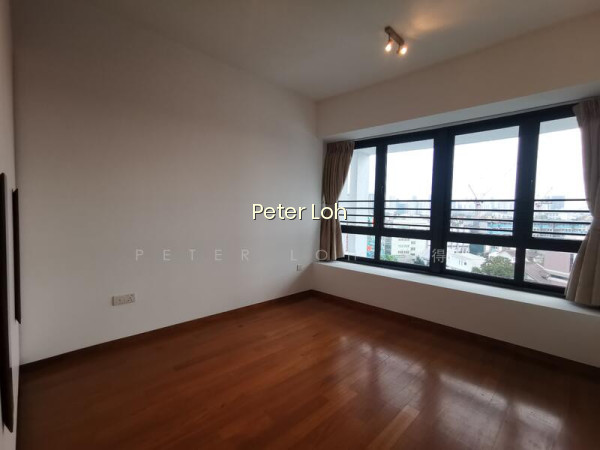 368 THOMSON photo 6