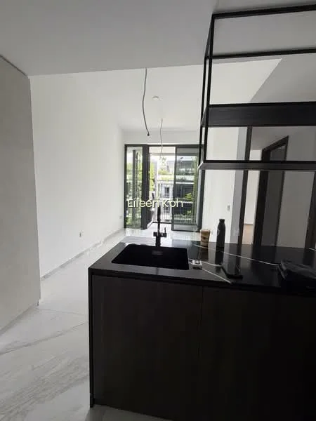 Jervois Mansion image 1 of 10