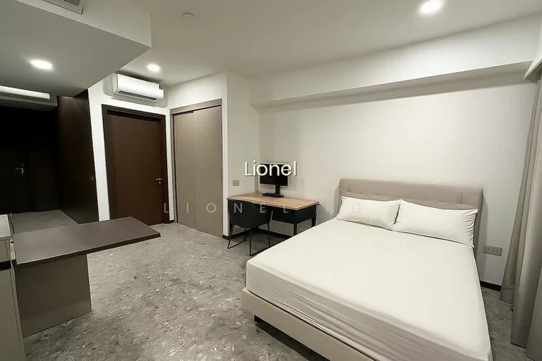 One Pearl Bank image 1 of 10