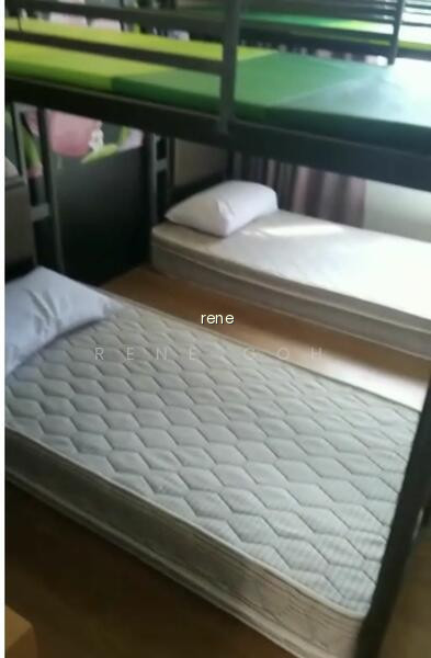 GEYLANG PRIVATE APARTMENT image 1 of 4