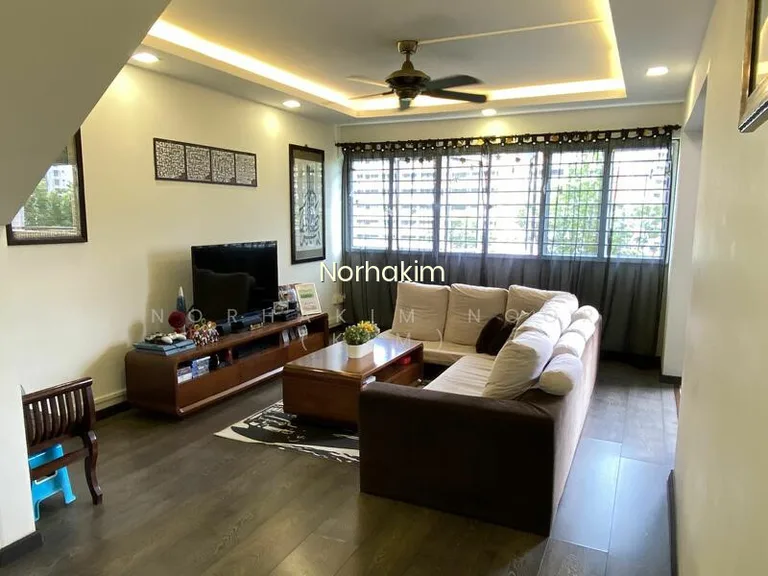 328 Yishun Ring Road image 1 of 10