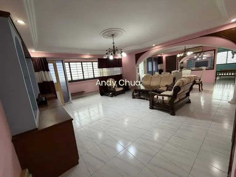 171 Bukit Batok West Avenue 8 image 1 of 10