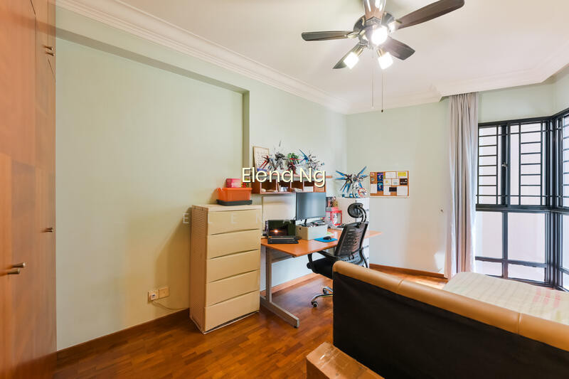 Woodsvale photo 6