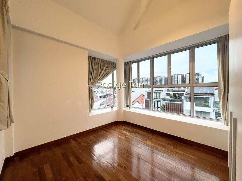 THE MINT RESIDENCES photo 4
