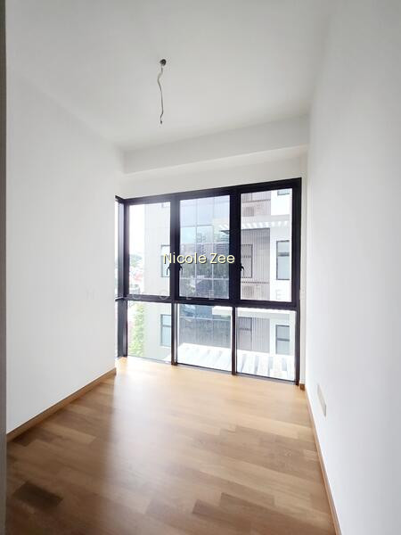 35 GILSTEAD photo 6