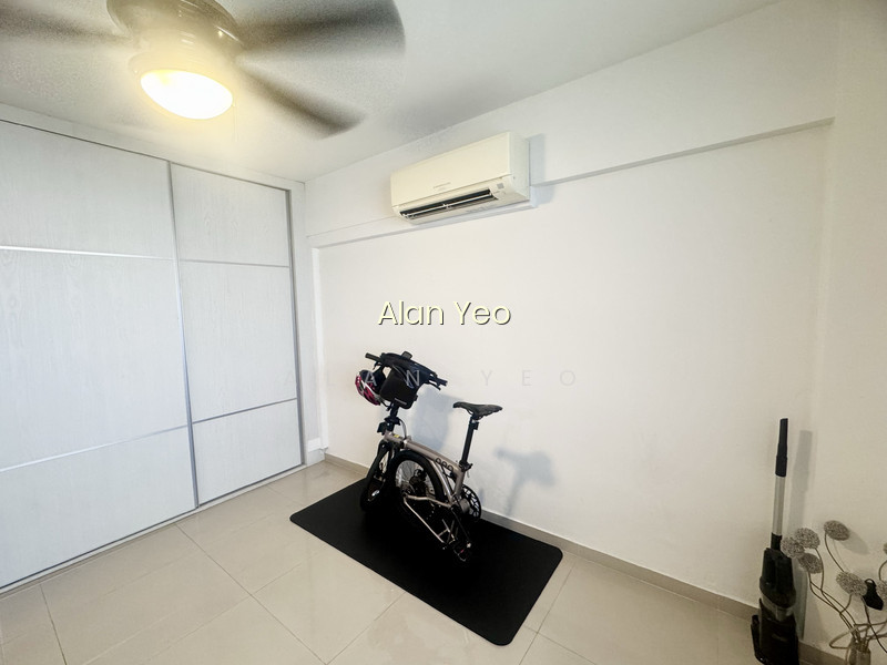 30 TELOK BLANGAH RISE photo 4
