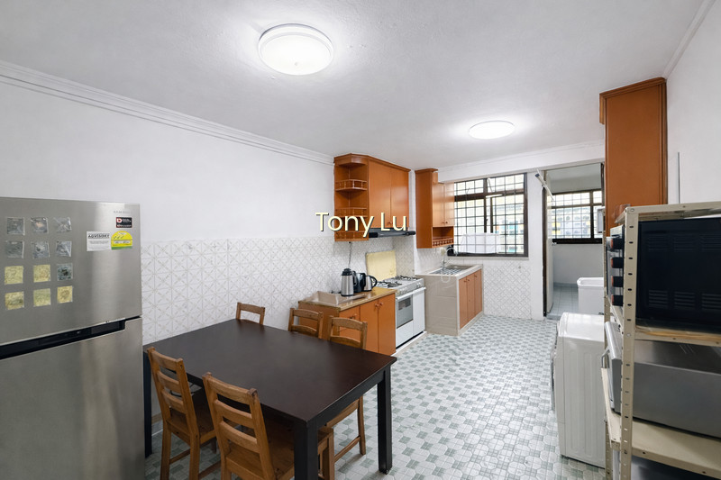12 LORONG 7 TOA PAYOH photo 2