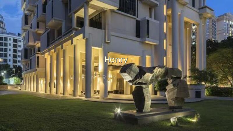 THE COLONNADE photo 2