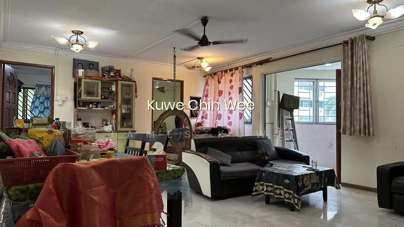 641 HOUGANG AVENUE 8