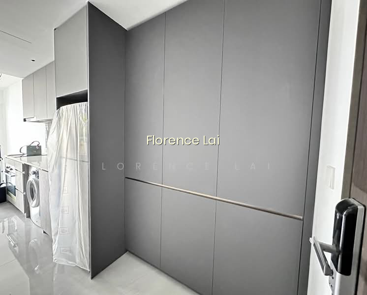 RIVERFRONT RESIDENCES photo 3