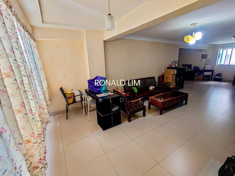 294 TAMPINES STREET 22