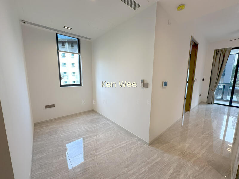 LEEDON GREEN photo 5