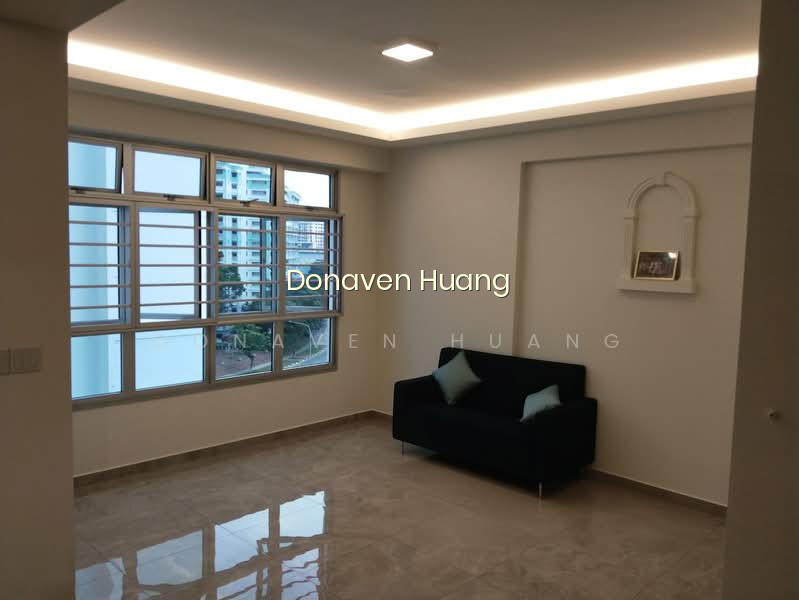 365C SEMBAWANG CRESCENT image 1 of 6