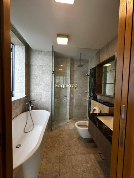 MARINA ONE RESIDENCES photo 5
