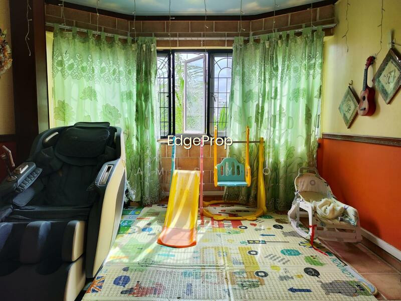 865 JURONG WEST STREET 81 photo 2