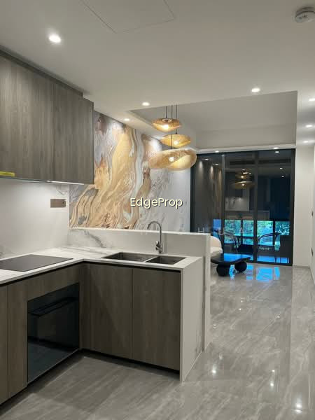 LEEDON GREEN photo 2
