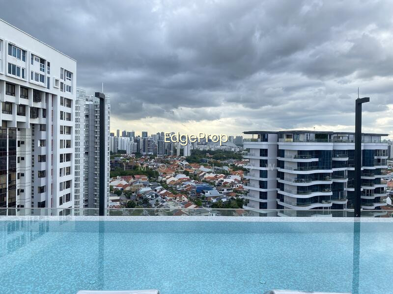 COASTLINE RESIDENCES photo 5