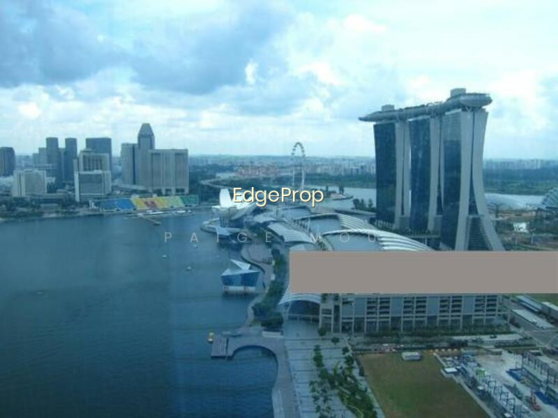 MARINA BAY RESIDENCES photo 2