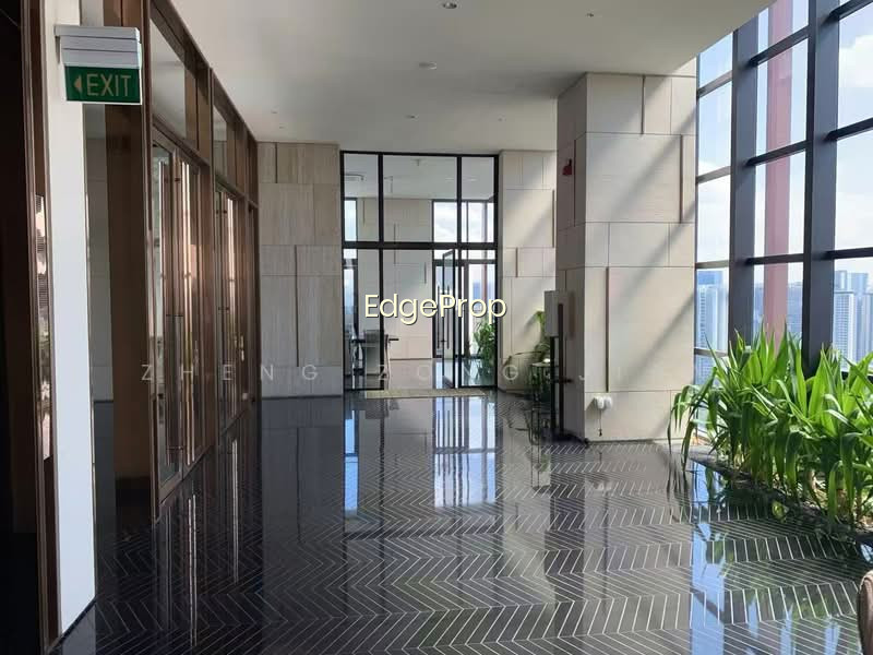 THE RITZ-CARLTON RESIDENCES photo 3