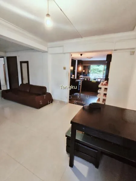 6 Farrer Road image 1 of 10