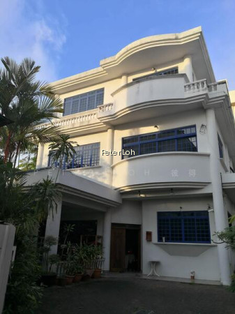 FREEHOLD DETACHED LAND NEAR KEMBANGAN MRT SUITABLE FOR REBUILT! photo 3