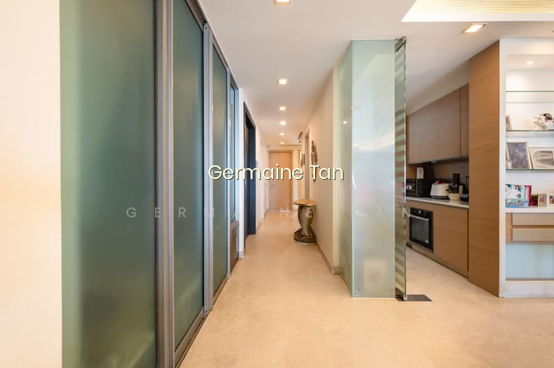 THE AZURE photo 6
