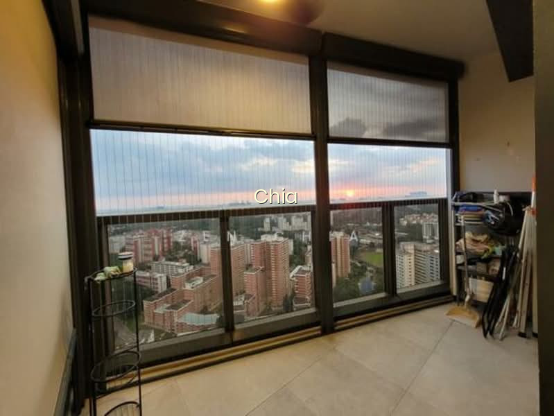COMMONWEALTH TOWERS photo 6