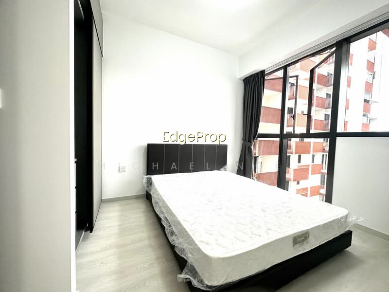 RIVERFRONT RESIDENCES photo 6