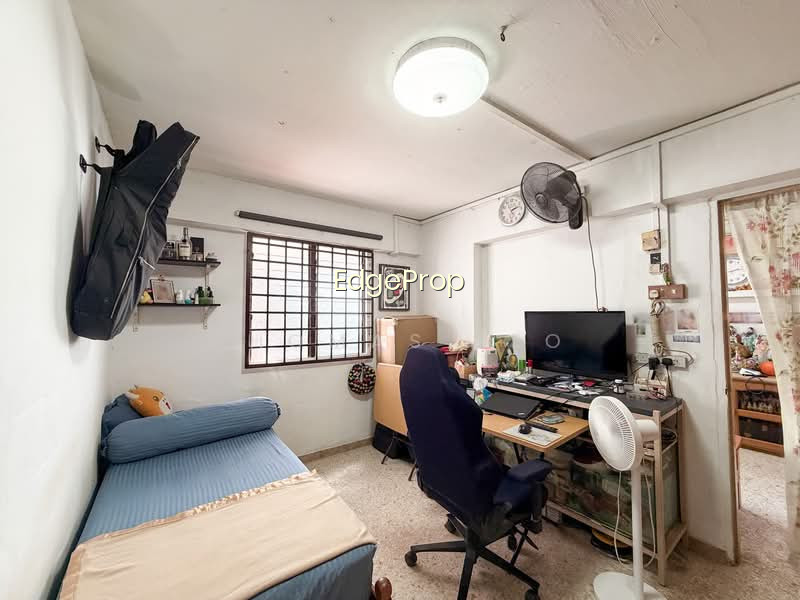 335A SMITH STREET photo 4