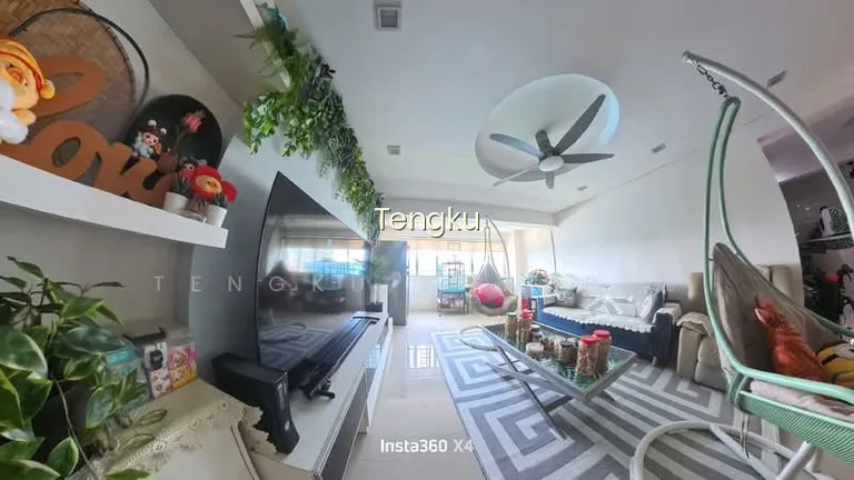 547 Pasir Ris Street 51 image 1 of 10