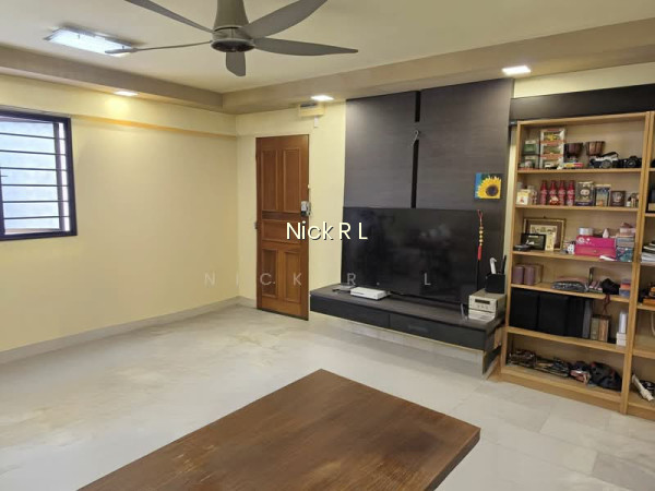 228 SERANGOON AVENUE 4 photo 5
