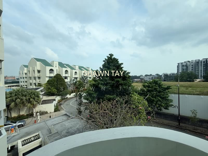 Parbury Hill Condominium