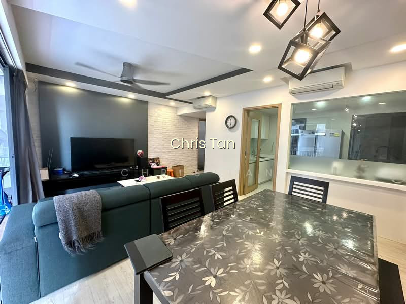 SKYPARK RESIDENCES photo 4