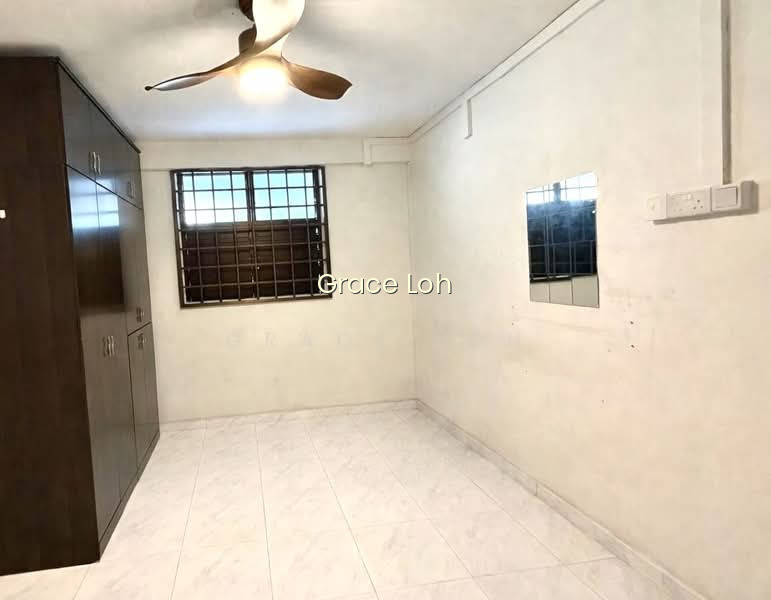 12 LORONG 7 TOA PAYOH photo 3