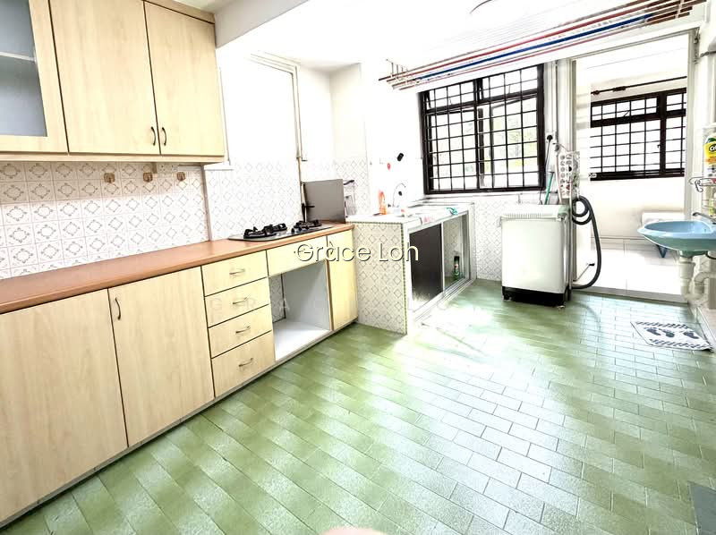 12 LORONG 7 TOA PAYOH photo 6